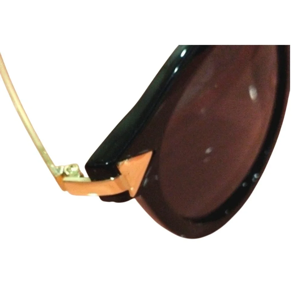 Round Sunglasses Celebrity Look Black‎ Gold Arrow Metal Sides City Chic Modern
